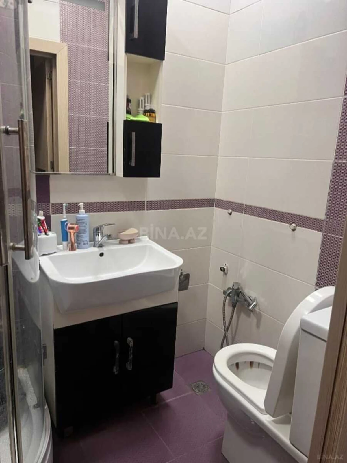 Kirayə verilir 2 otaqlı mənzil 75 m²