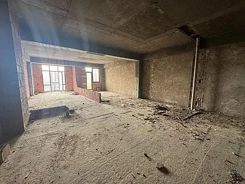 Satılır 2 otaqlı mənzil 100 m²