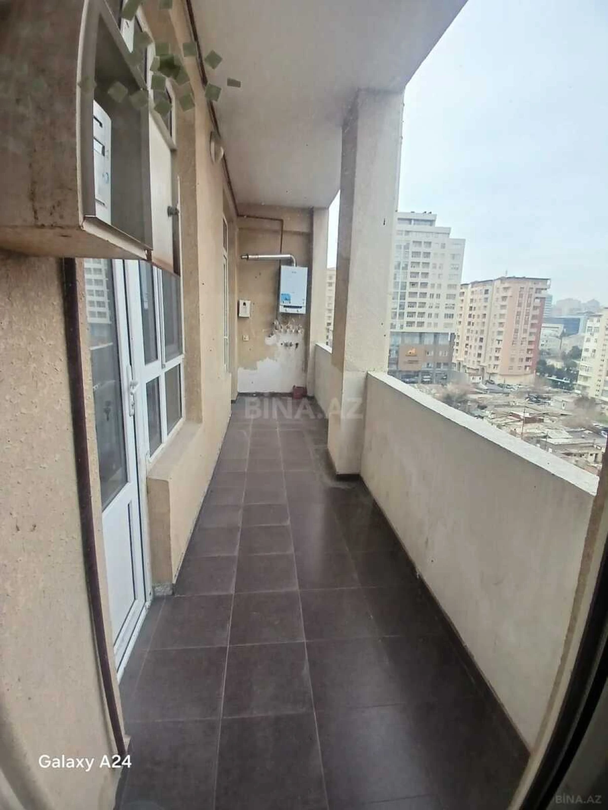 Kirayə verilir 2 otaqlı mənzil 100 m²