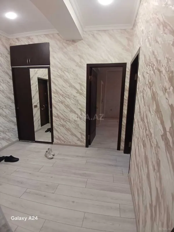Kirayə verilir 2 otaqlı mənzil 100 m²