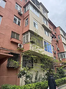 Kirayə verilir 2 otaqlı mənzil 50 m² — Bakı, Memar Əcəmi yanı 2 otaq 50.00 m²