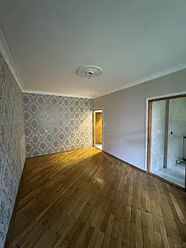 Kirayə verilir 2 otaqlı mənzil 50 m²