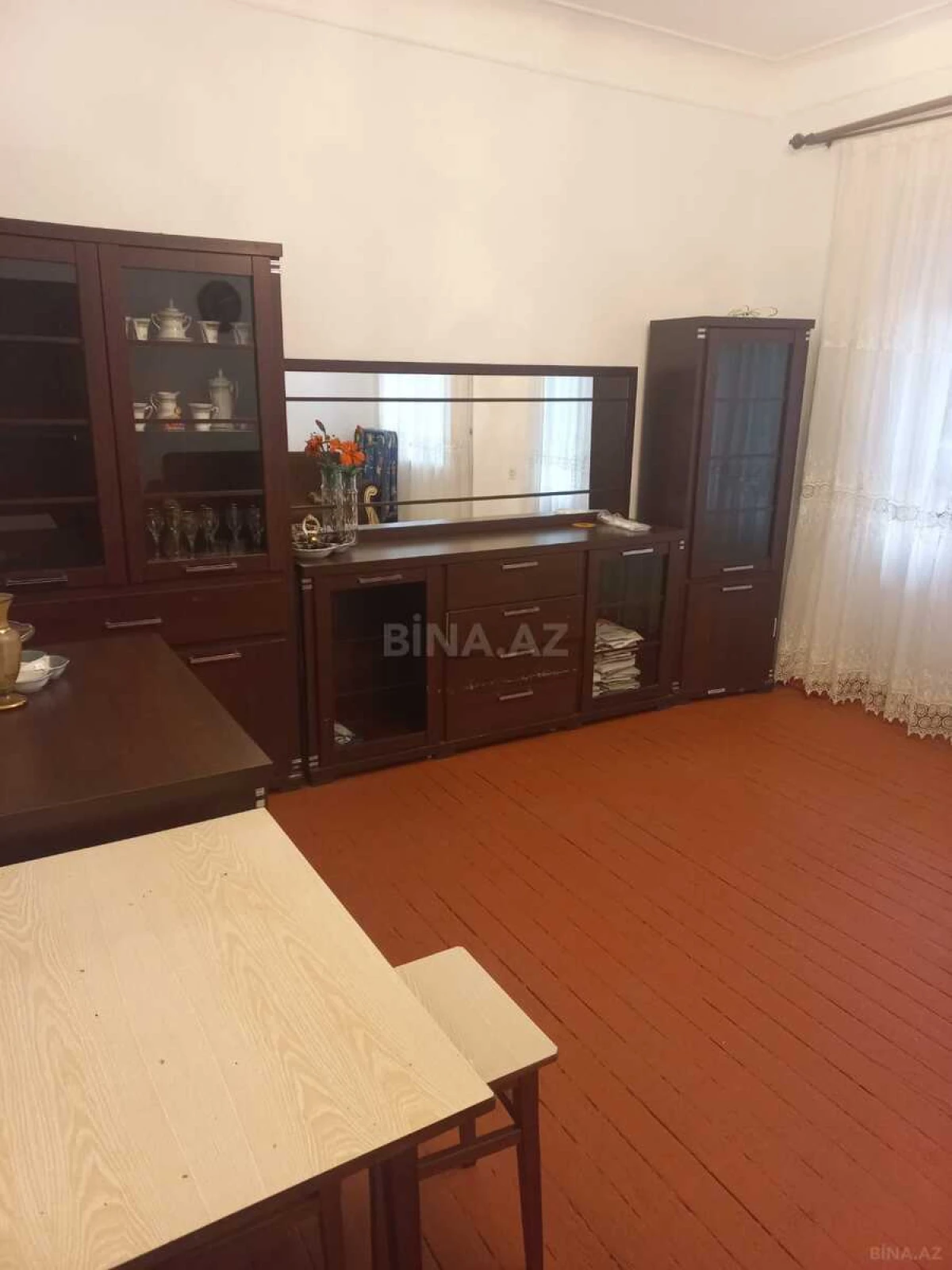 Kirayə verilir 2 otaqlı mənzil 60 m²