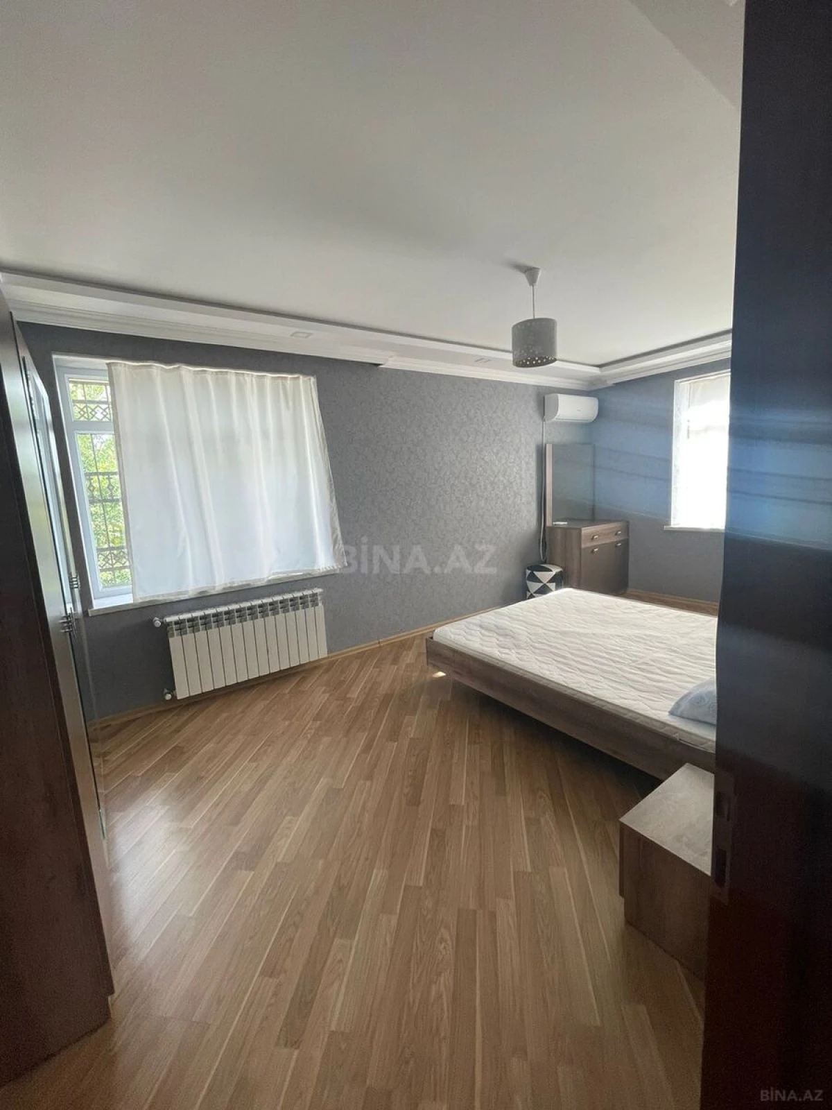 Kirayə verilir 5 otaqlı həyət evi 230 m²