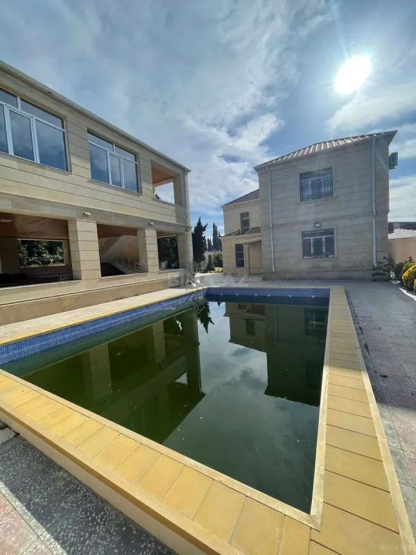 Kirayə verilir 5 otaqlı həyət evi 230 m²