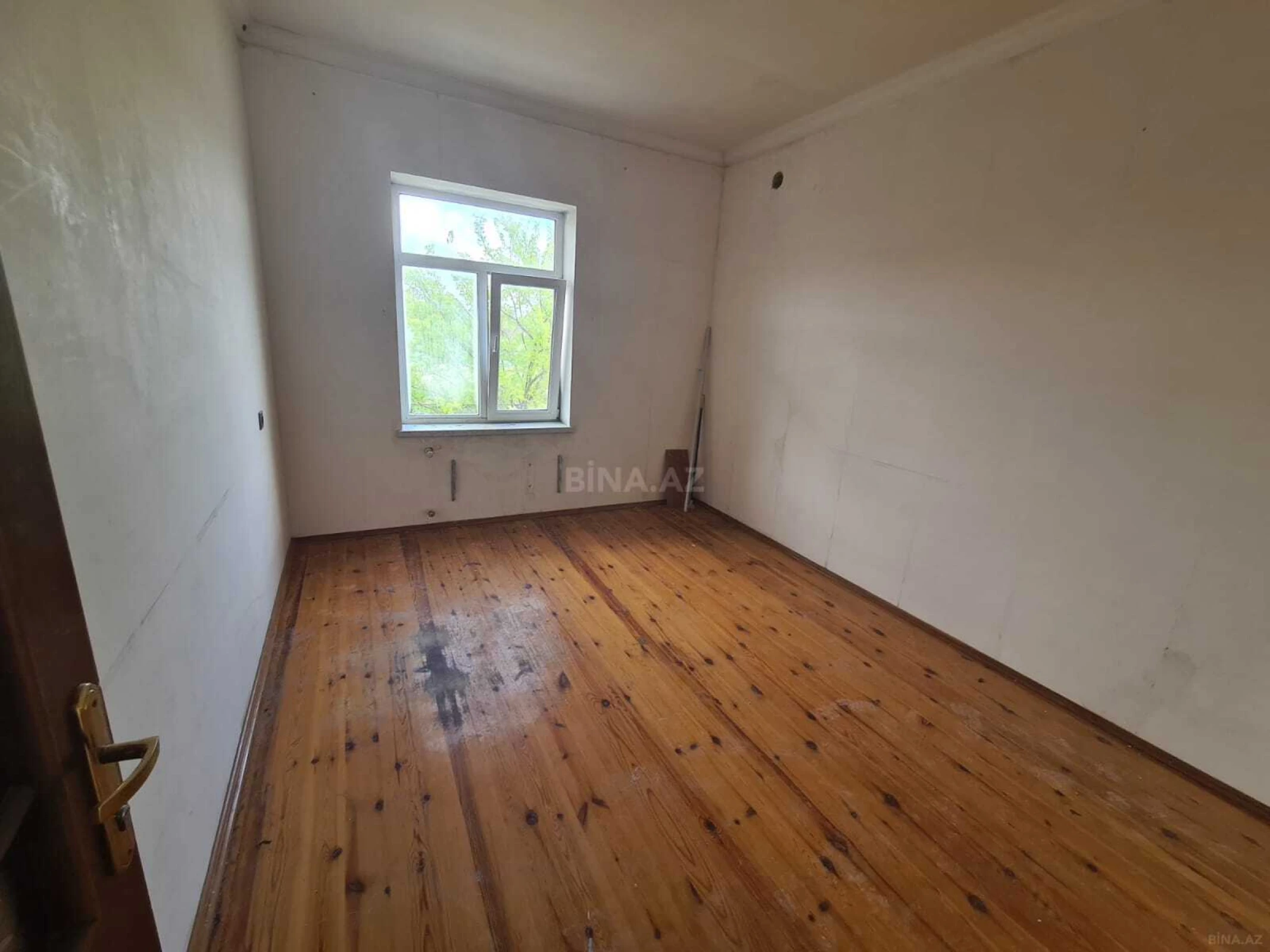 Satılır 5 otaqlı həyət evi 220 m²