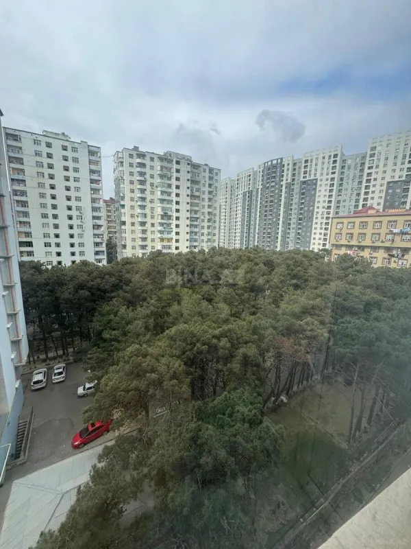Satılır 2 otaqlı mənzil 103 m²