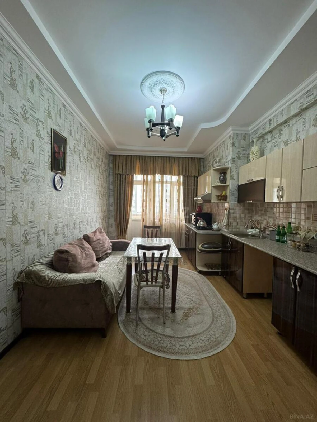 Satılır 2 otaqlı mənzil 103 m²