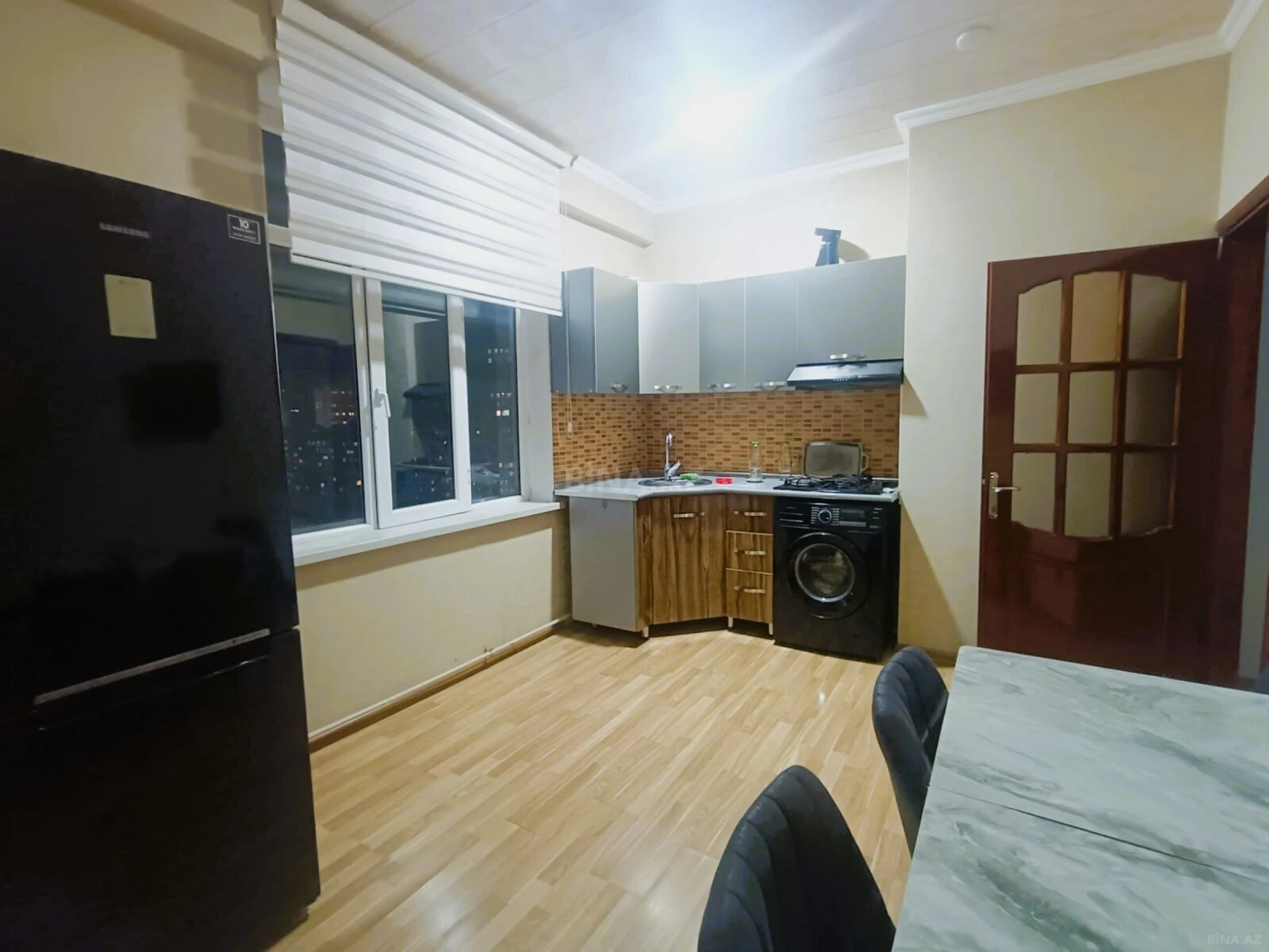 Kirayə verilir 3 otaqlı mənzil 100 m²
