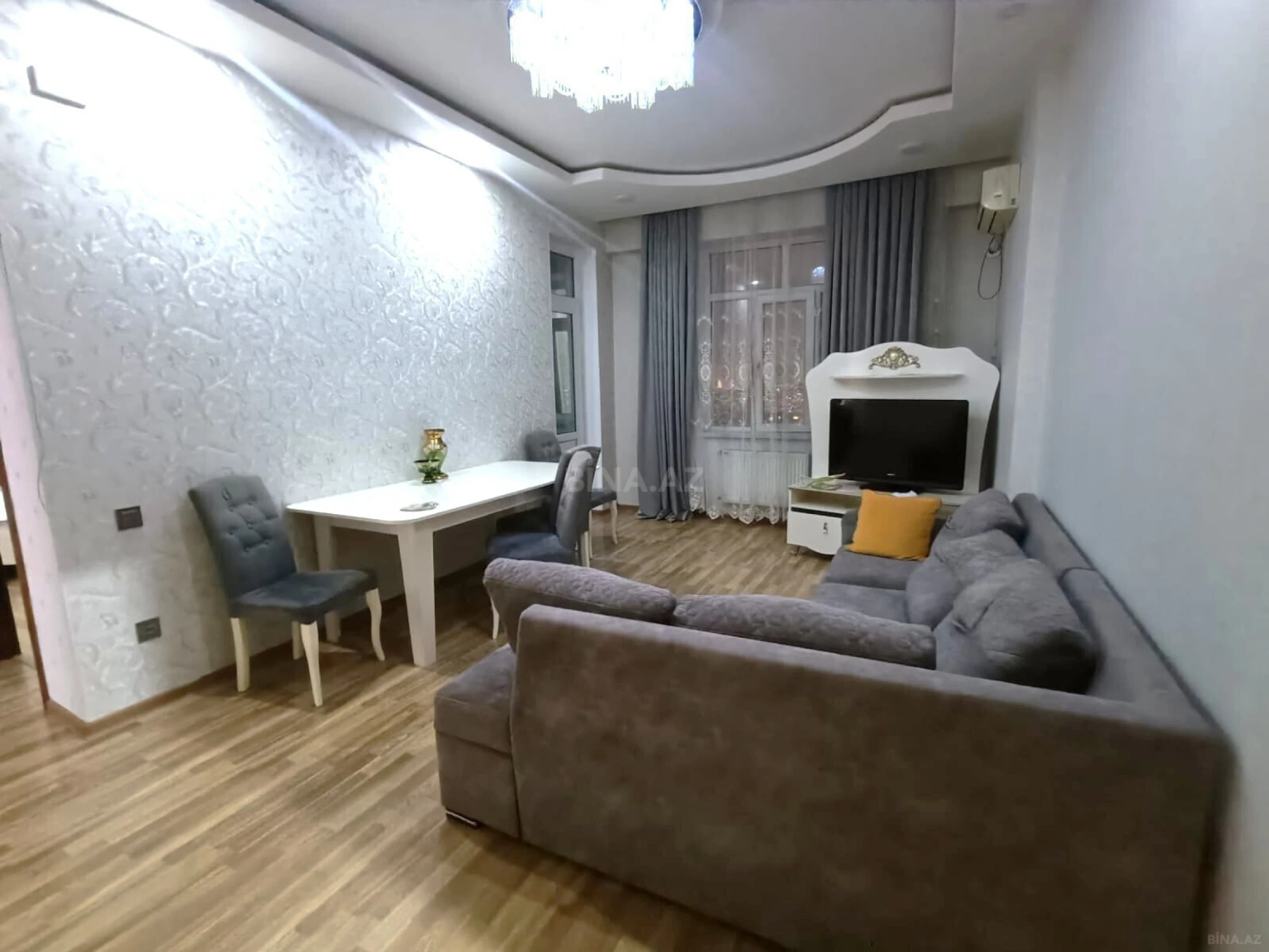 Kirayə verilir 3 otaqlı mənzil 100 m²