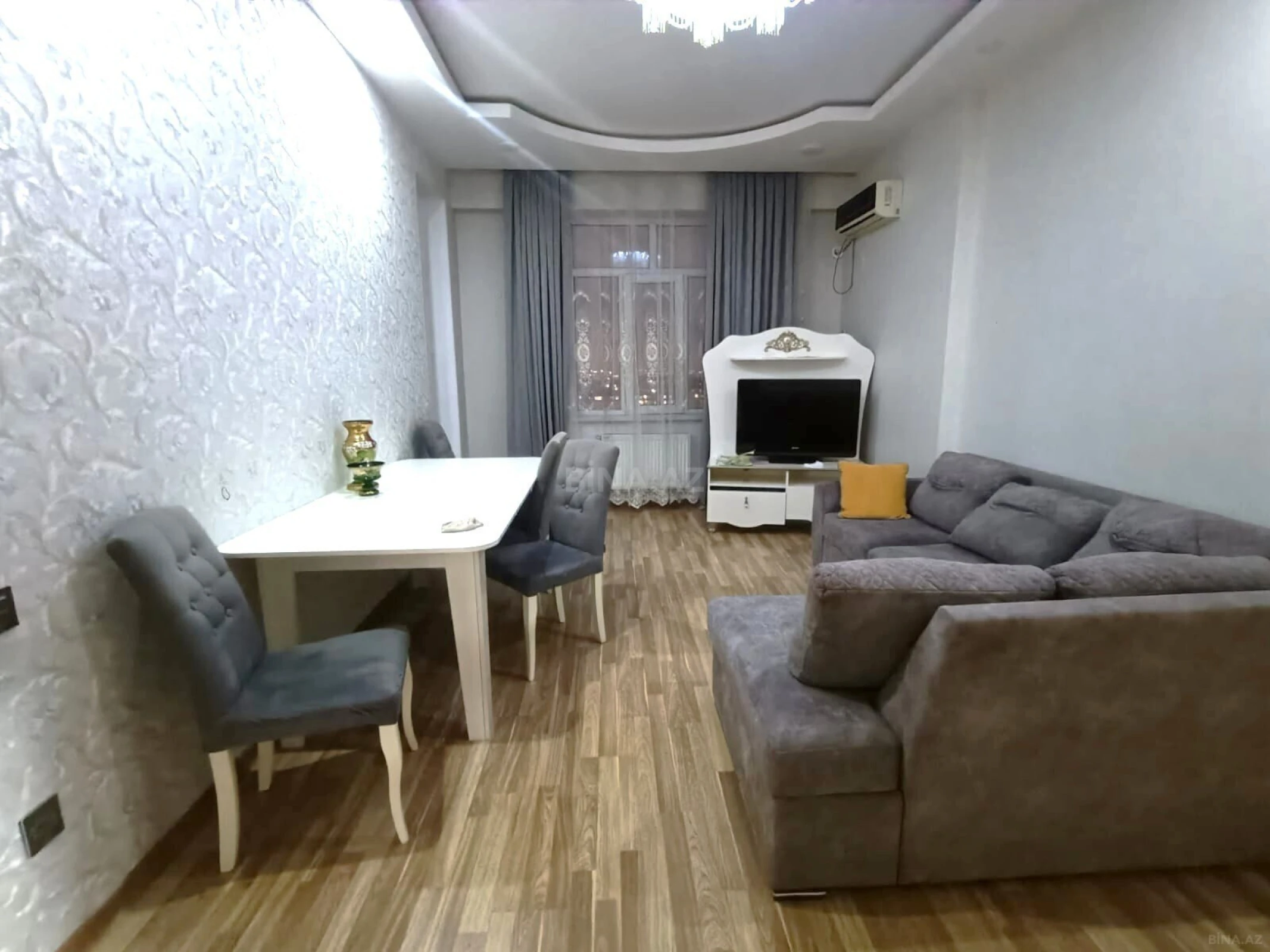 Kirayə verilir 3 otaqlı mənzil 100 m²
