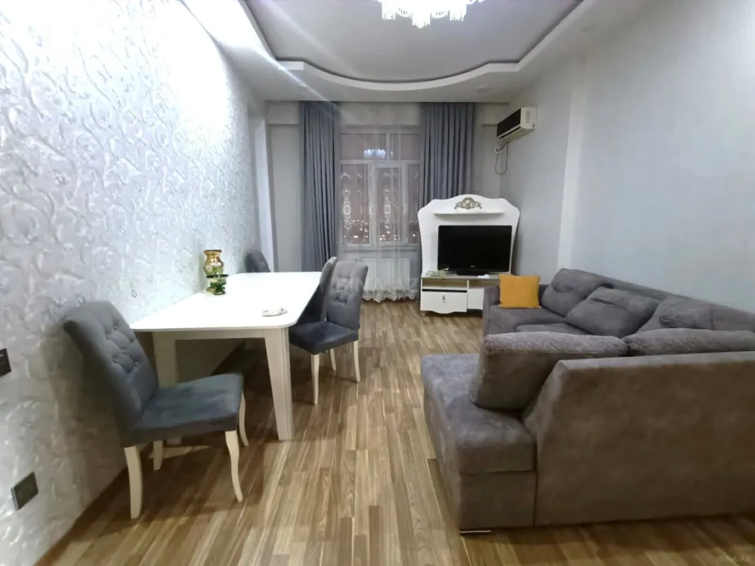 Kirayə verilir 3 otaqlı mənzil 100 m²
