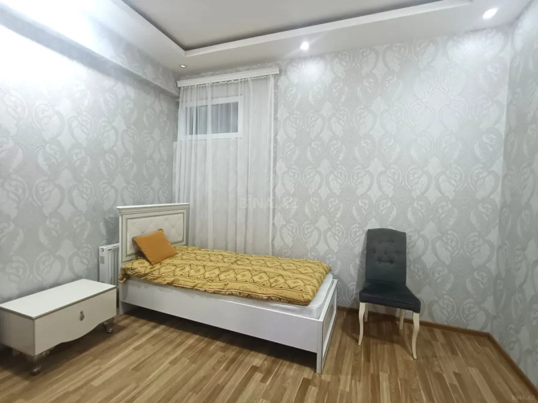 Kirayə verilir 3 otaqlı mənzil 100 m²
