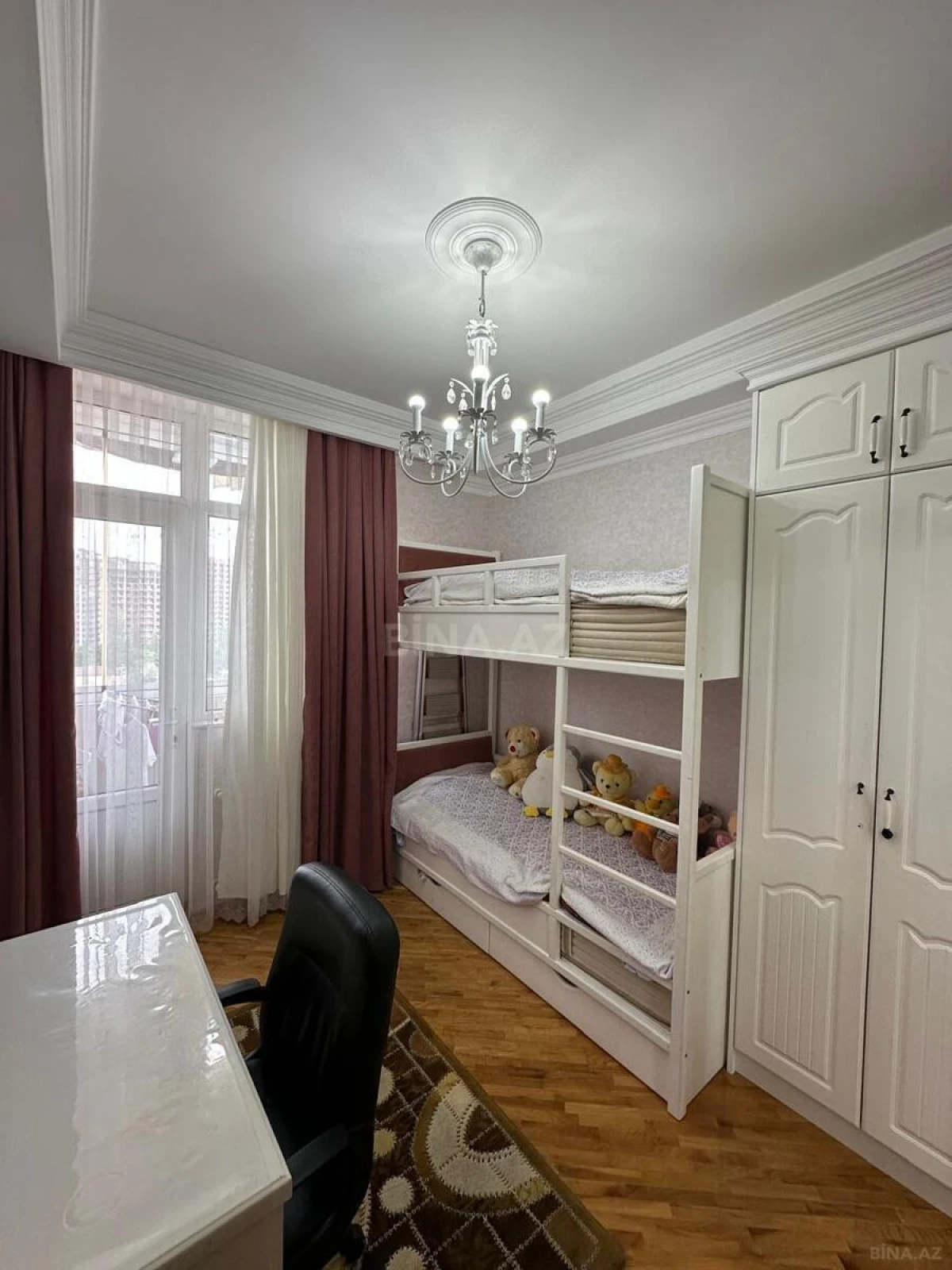 Satılır 3 otaqlı mənzil 90 m²