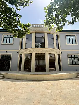 Kirayə verilir 6 otaqlı həyət evi 450 m²