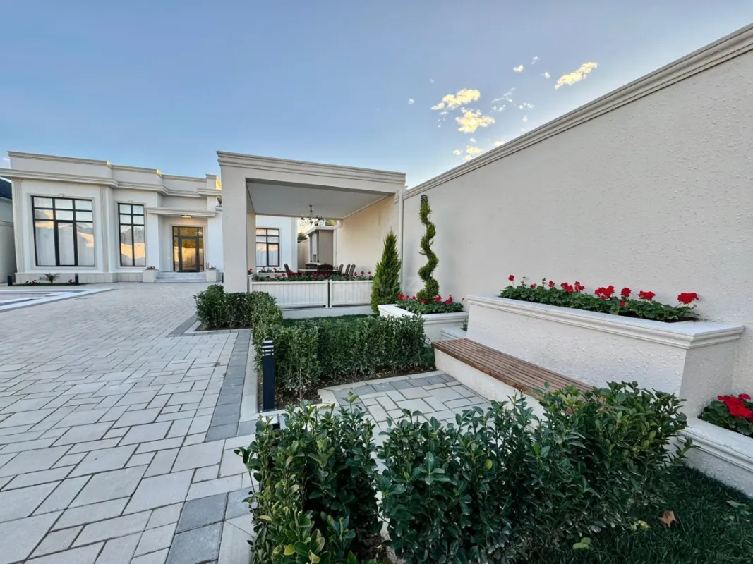 Kirayə verilir 5 otaqlı həyət evi 200 m²