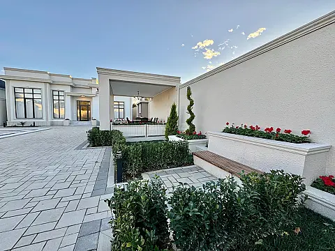 Kirayə verilir 5 otaqlı həyət evi 200 m²