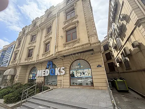 Kirayə verilir obyekt 2000 m²