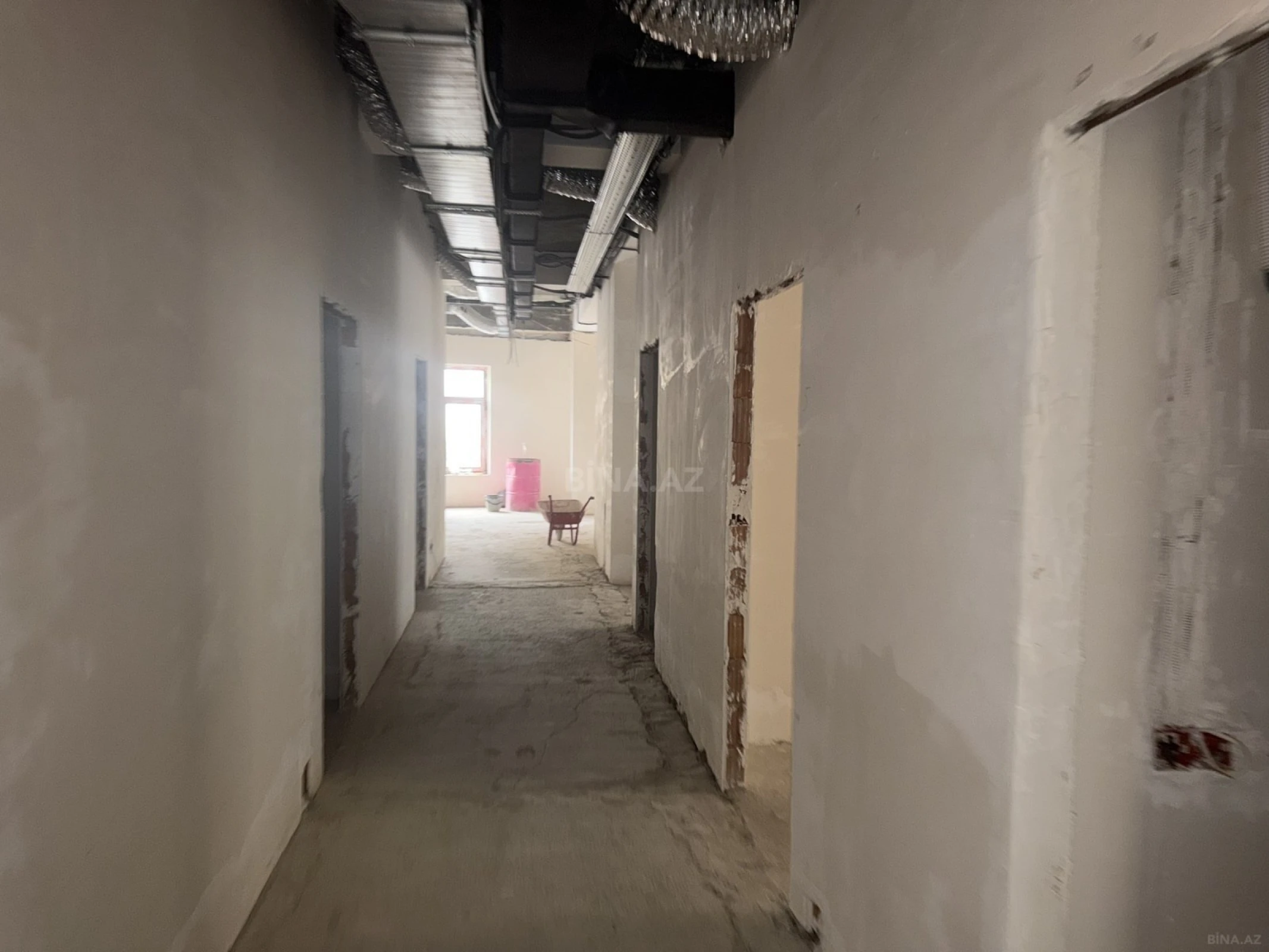 Kirayə verilir obyekt 2000 m²