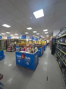 Satılır obyekt 700 m²