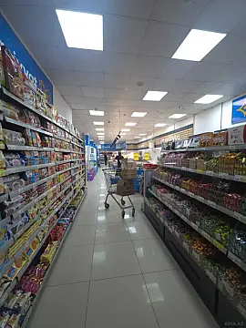 Satılır obyekt 700 m²