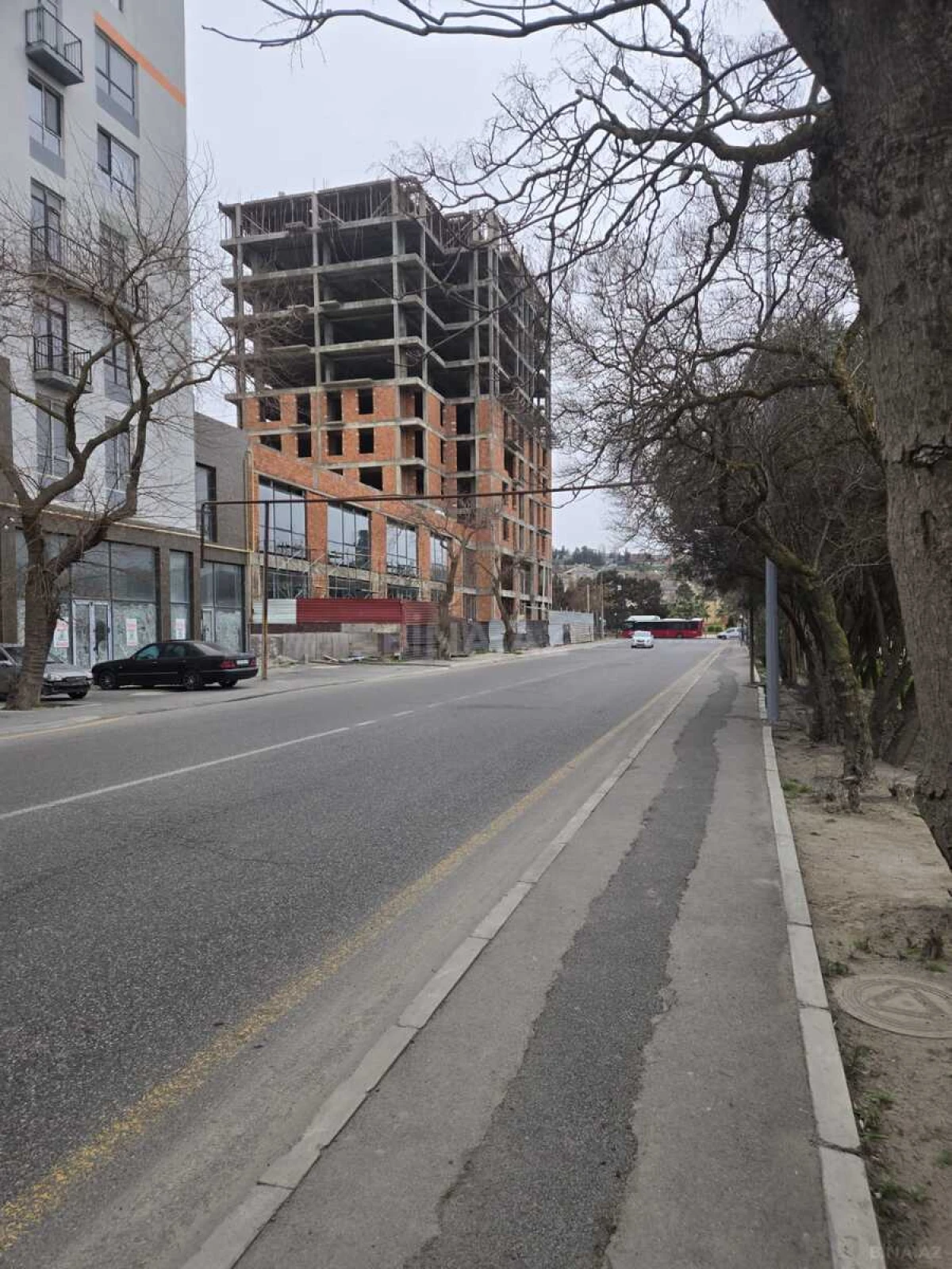 Satılır 1 otaqlı mənzil 54 m²