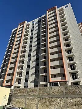 Satılır 2 otaqlı mənzil 82 m² — Bakı, Həzi Aslanov qəs. 2 otaq 82.00 m²