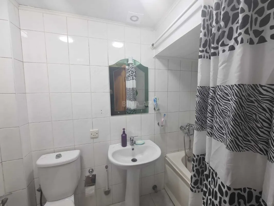 Satılır 3 otaqlı mənzil 71 m²