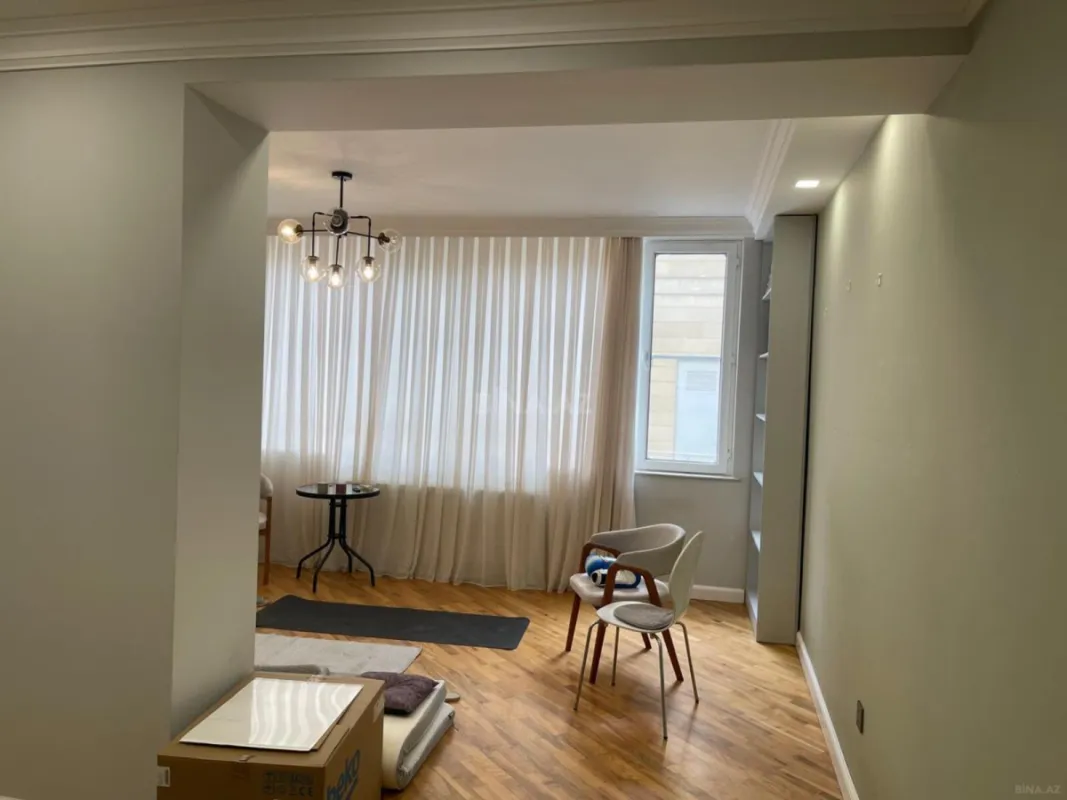 Satılır 3 otaqlı mənzil 70 m²