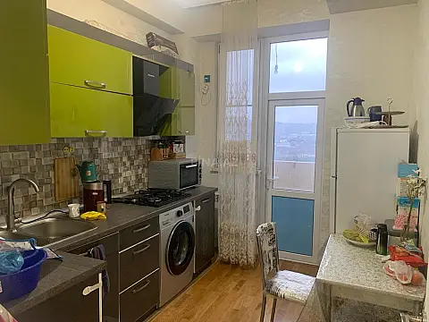 Satılır 2 otaqlı mənzil 60 m²