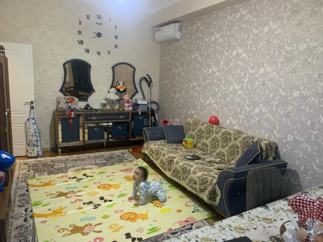 Satılır 2 otaqlı mənzil 60 m²