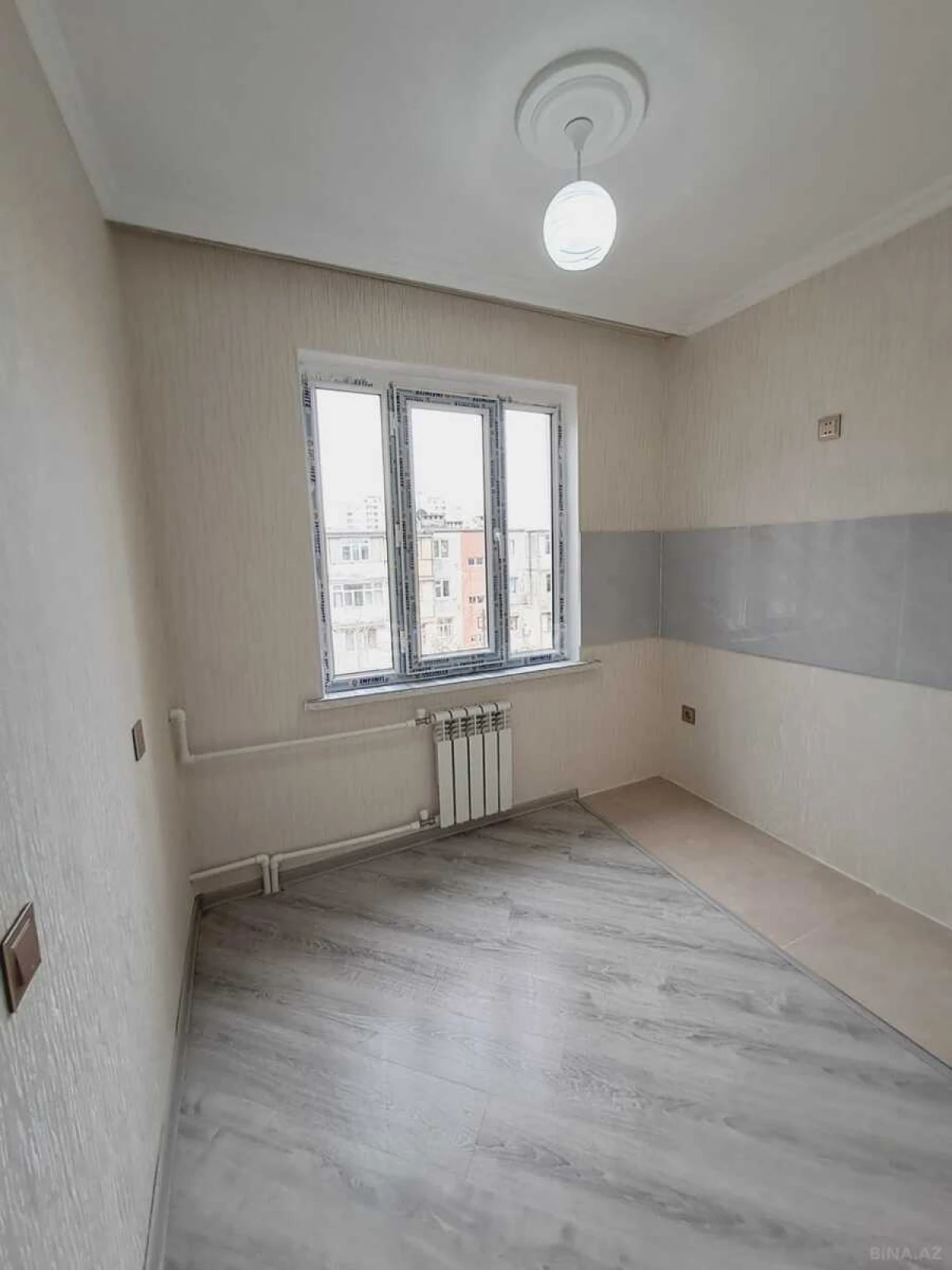 Satılır 1 otaqlı mənzil 40 m²