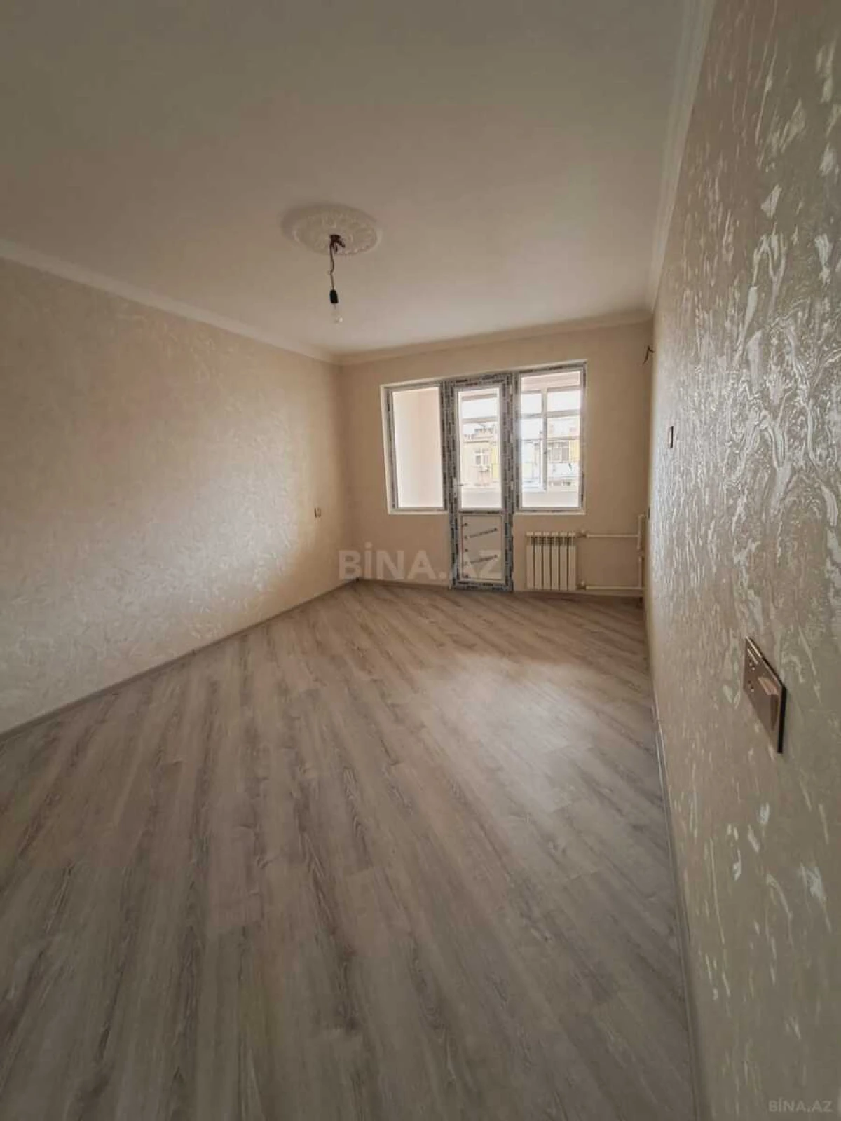 Satılır 1 otaqlı mənzil 40 m²