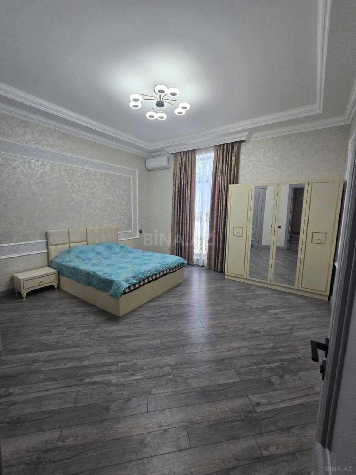 Kirayə verilir 4 otaqlı həyət evi 230 m²