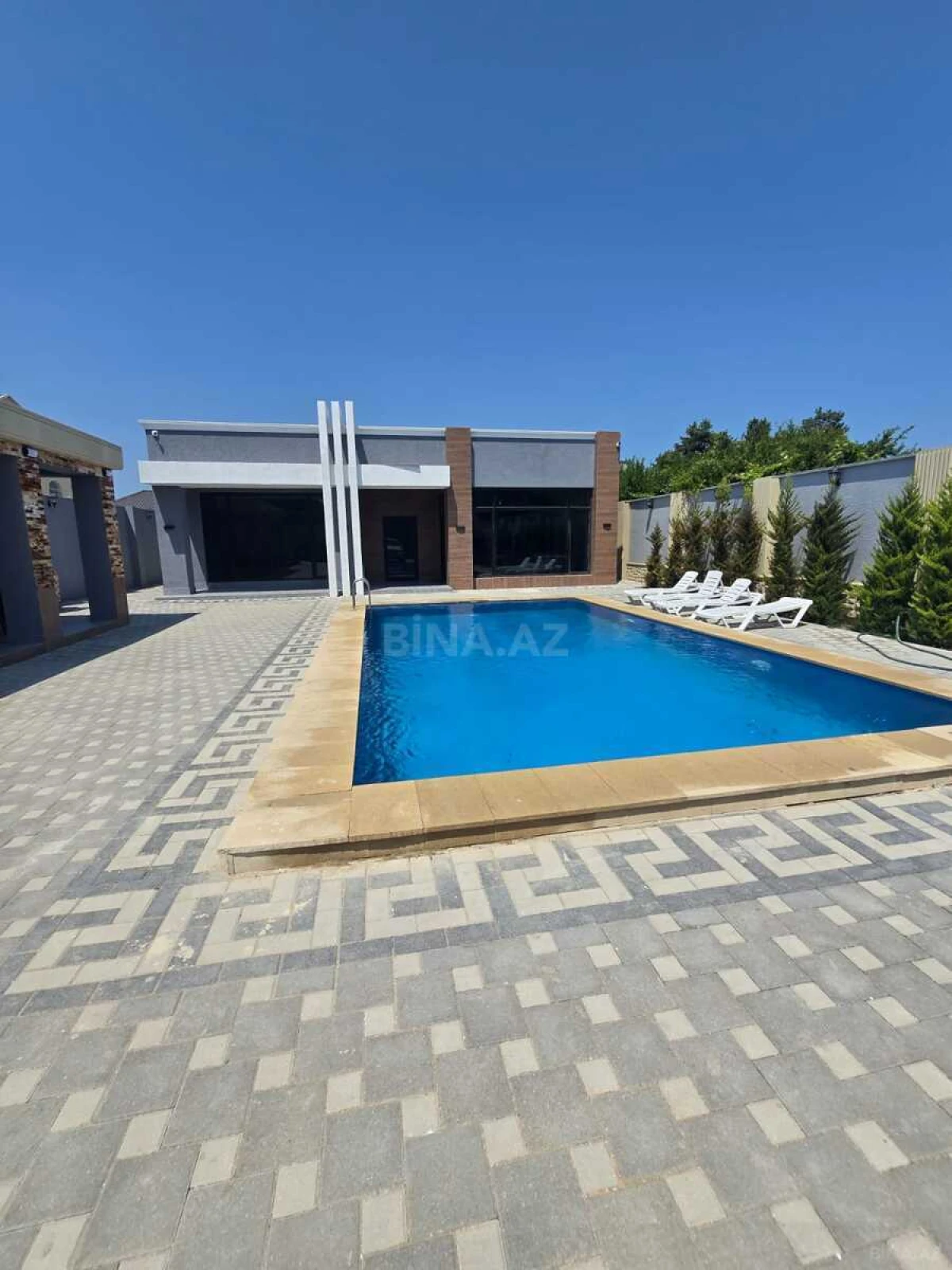 Kirayə verilir 4 otaqlı həyət evi 230 m²