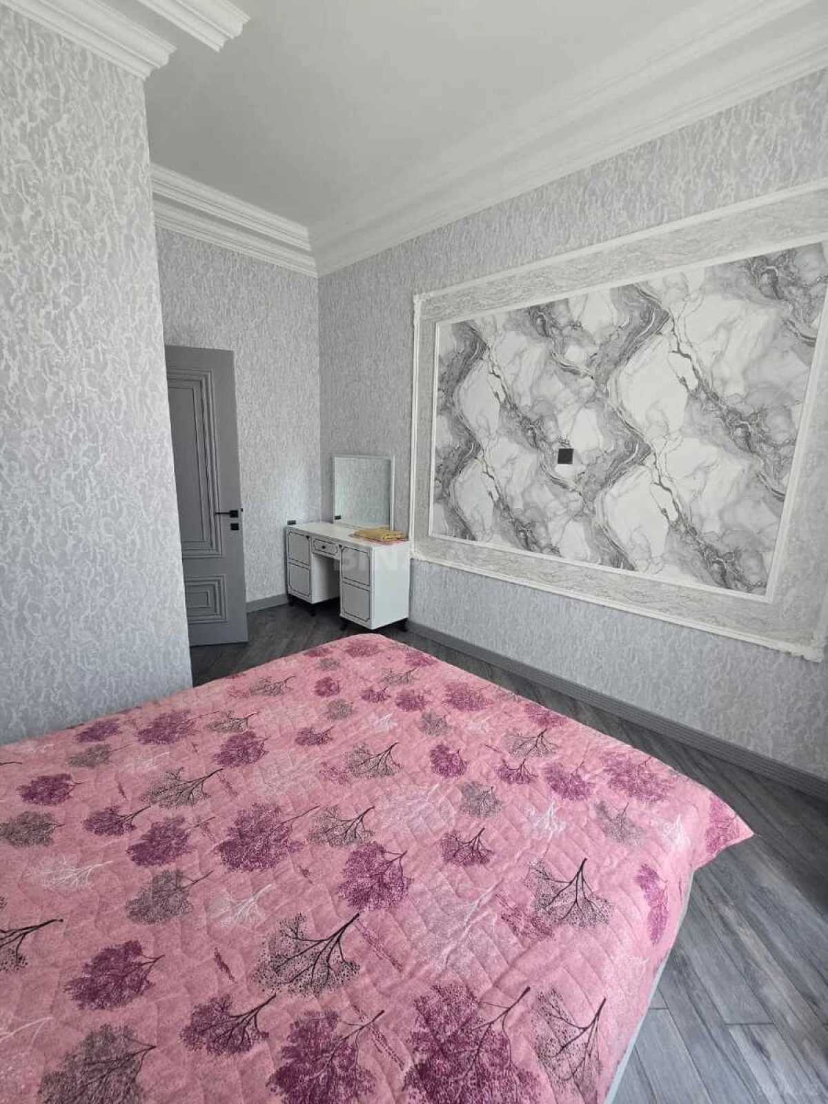 Kirayə verilir 4 otaqlı həyət evi 230 m²
