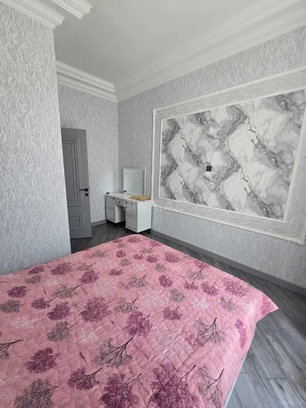 Kirayə verilir 4 otaqlı həyət evi 230 m²