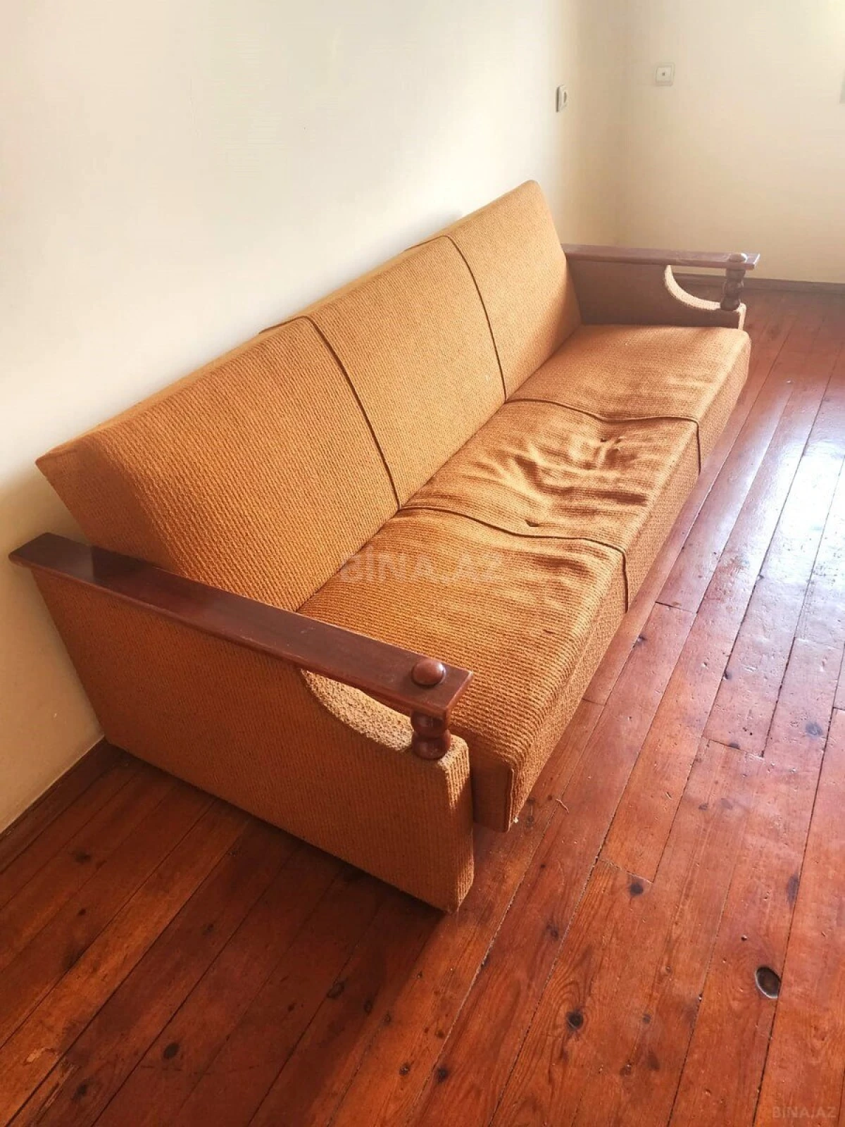 Kirayə verilir 2 otaqlı mənzil 65 m²