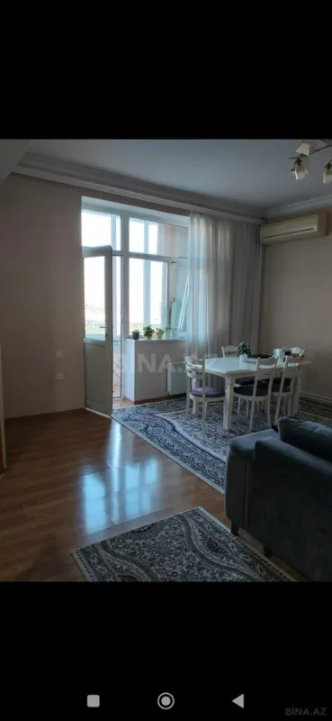 Satılır 3 otaqlı mənzil 71 m²