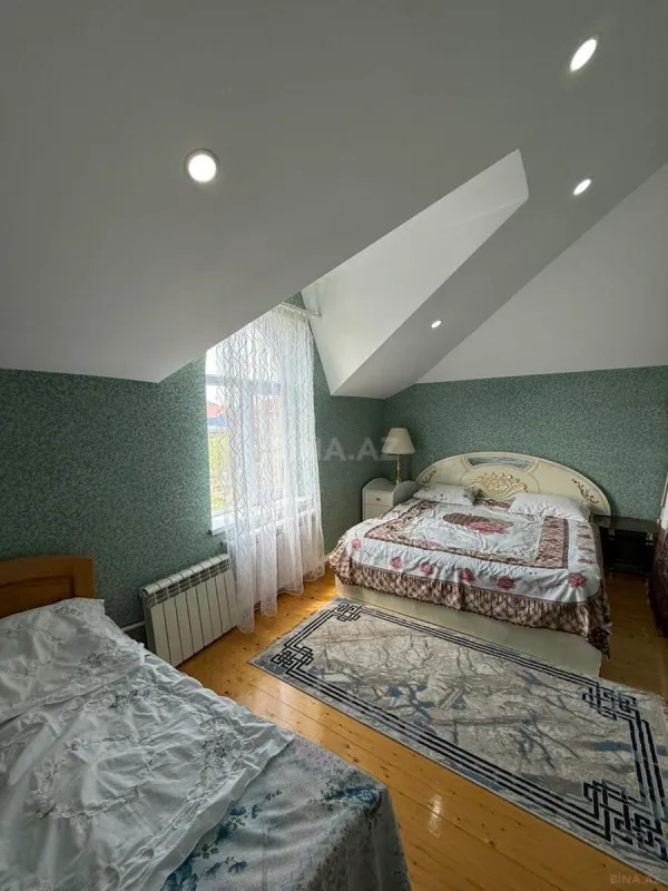 Satılır 6 otaqlı həyət evi 150 m²