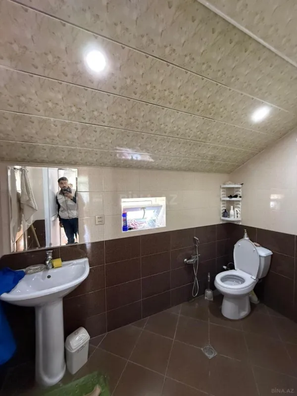 Satılır 6 otaqlı həyət evi 150 m²