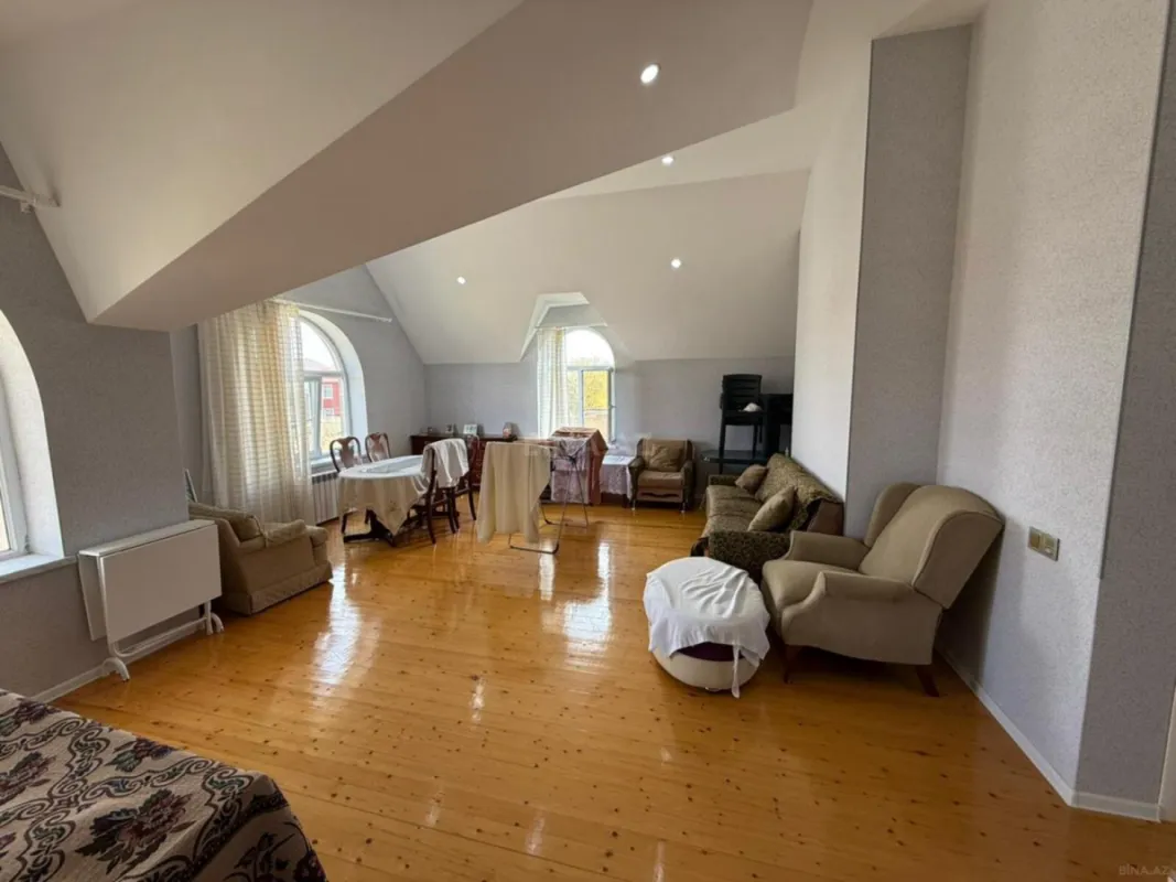 Satılır 6 otaqlı həyət evi 150 m²