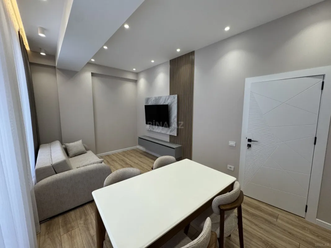 Kirayə verilir 2 otaqlı mənzil 80 m²