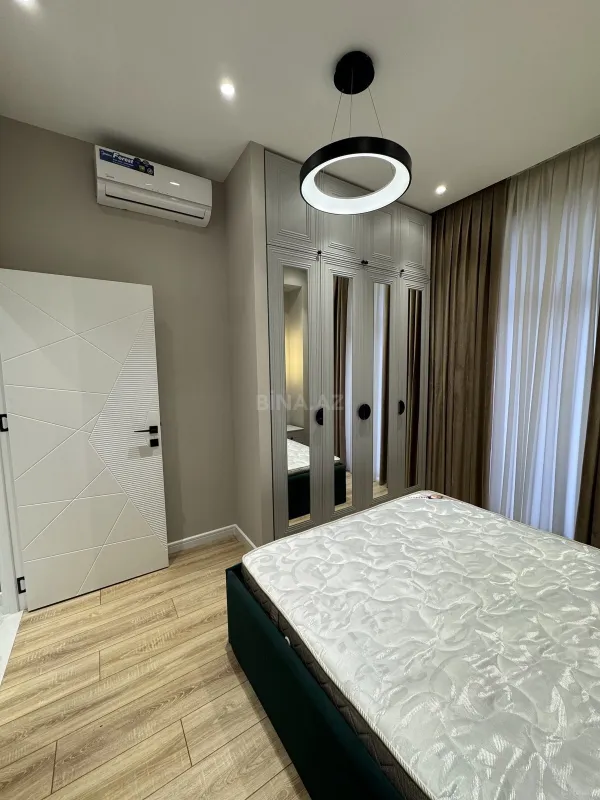 Kirayə verilir 2 otaqlı mənzil 80 m²