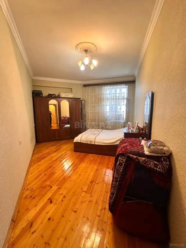 Satılır 3 otaqlı mənzil 100 m²