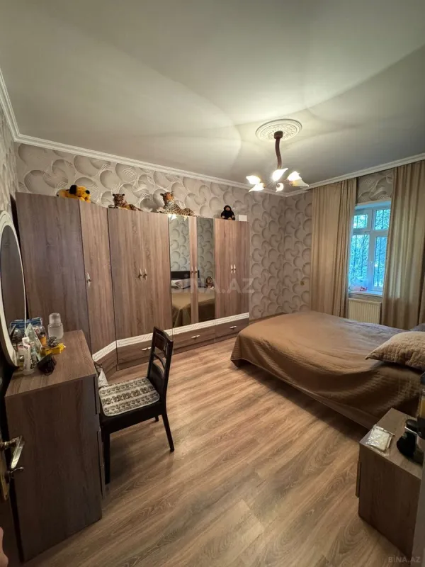 Satılır 3 otaqlı həyət evi 100 m²