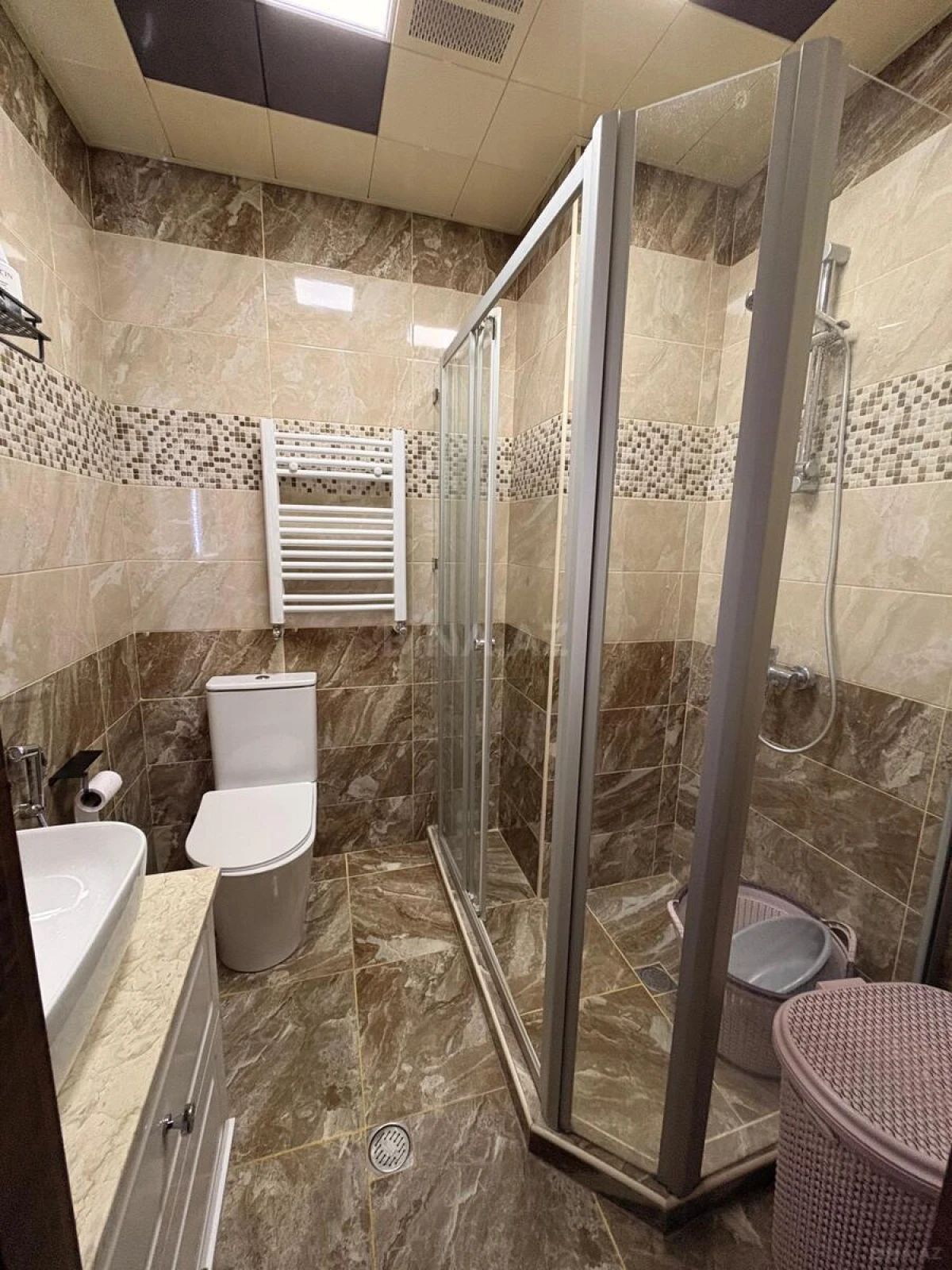 Satılır 2 otaqlı mənzil 70 m²