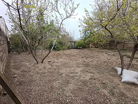 Satılır torpaq sahəsi 6 m²