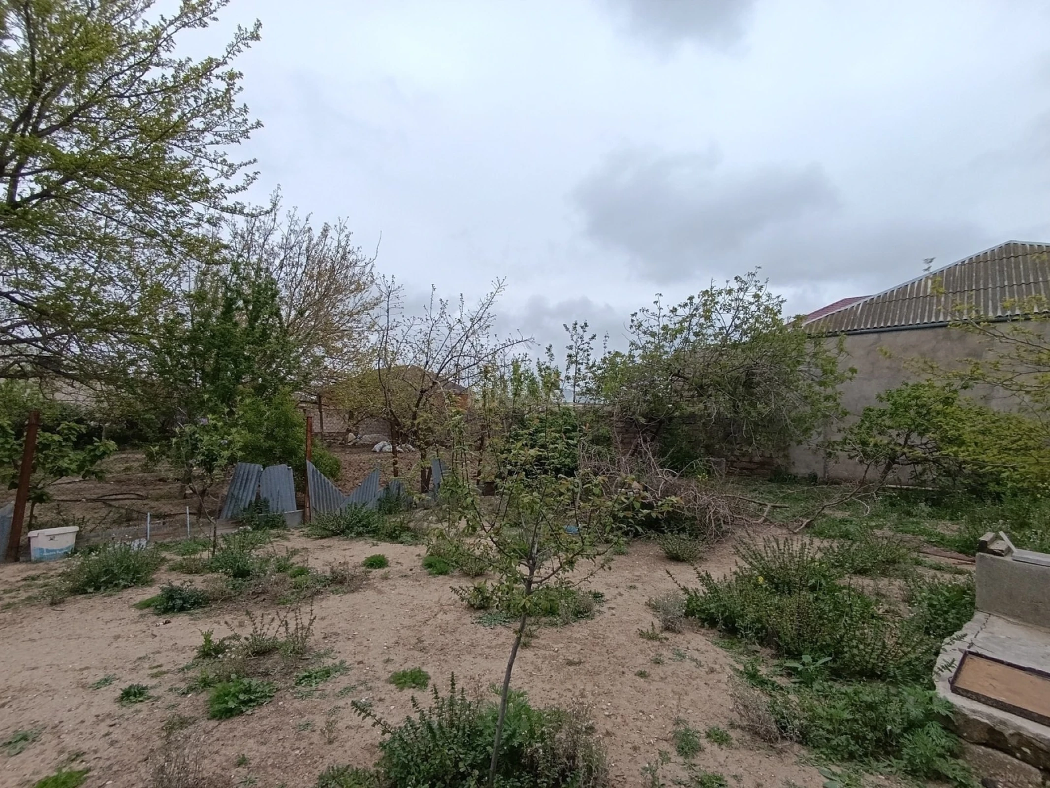 Satılır torpaq sahəsi 6 m²