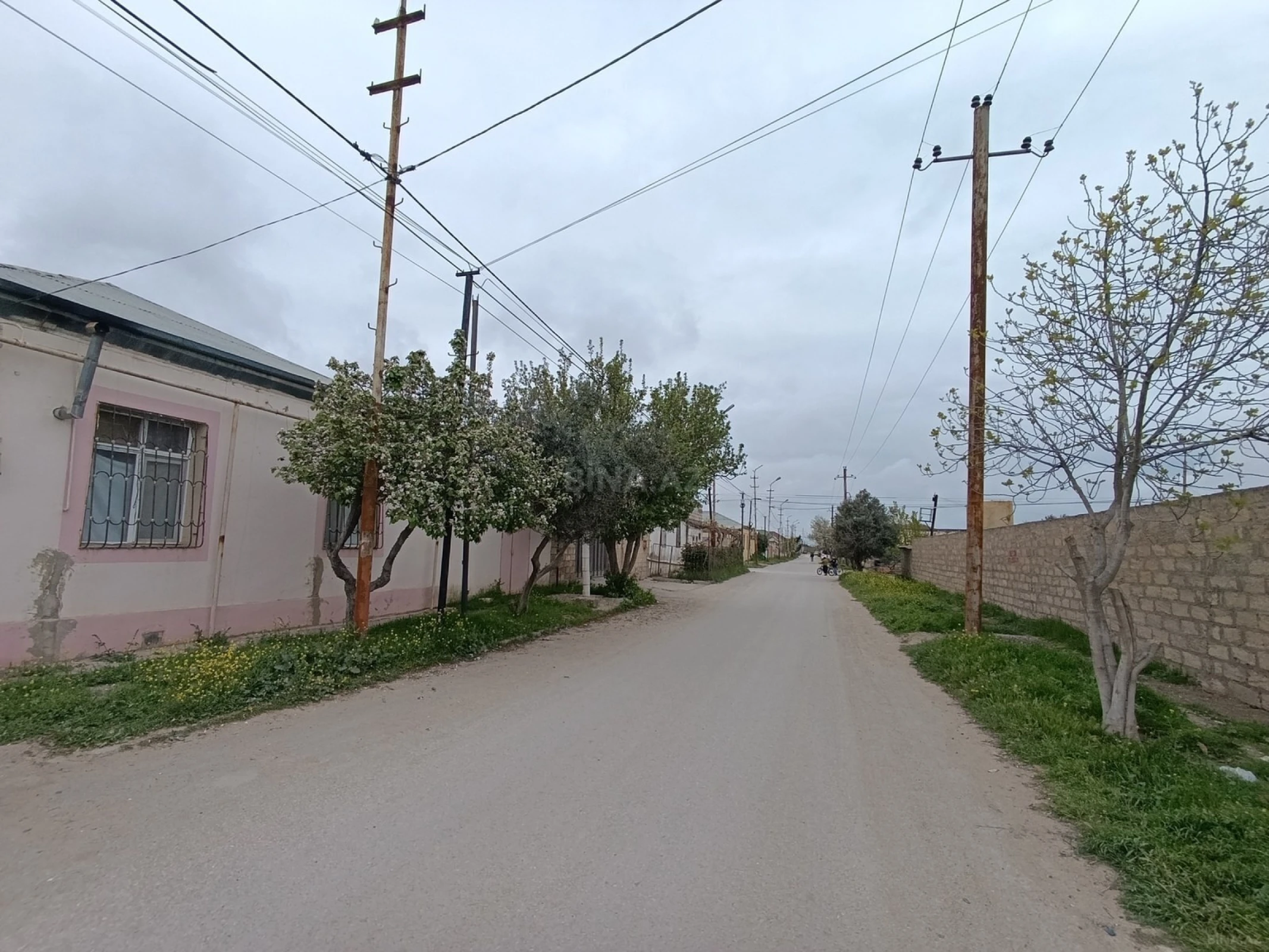 Satılır torpaq sahəsi 6 m²